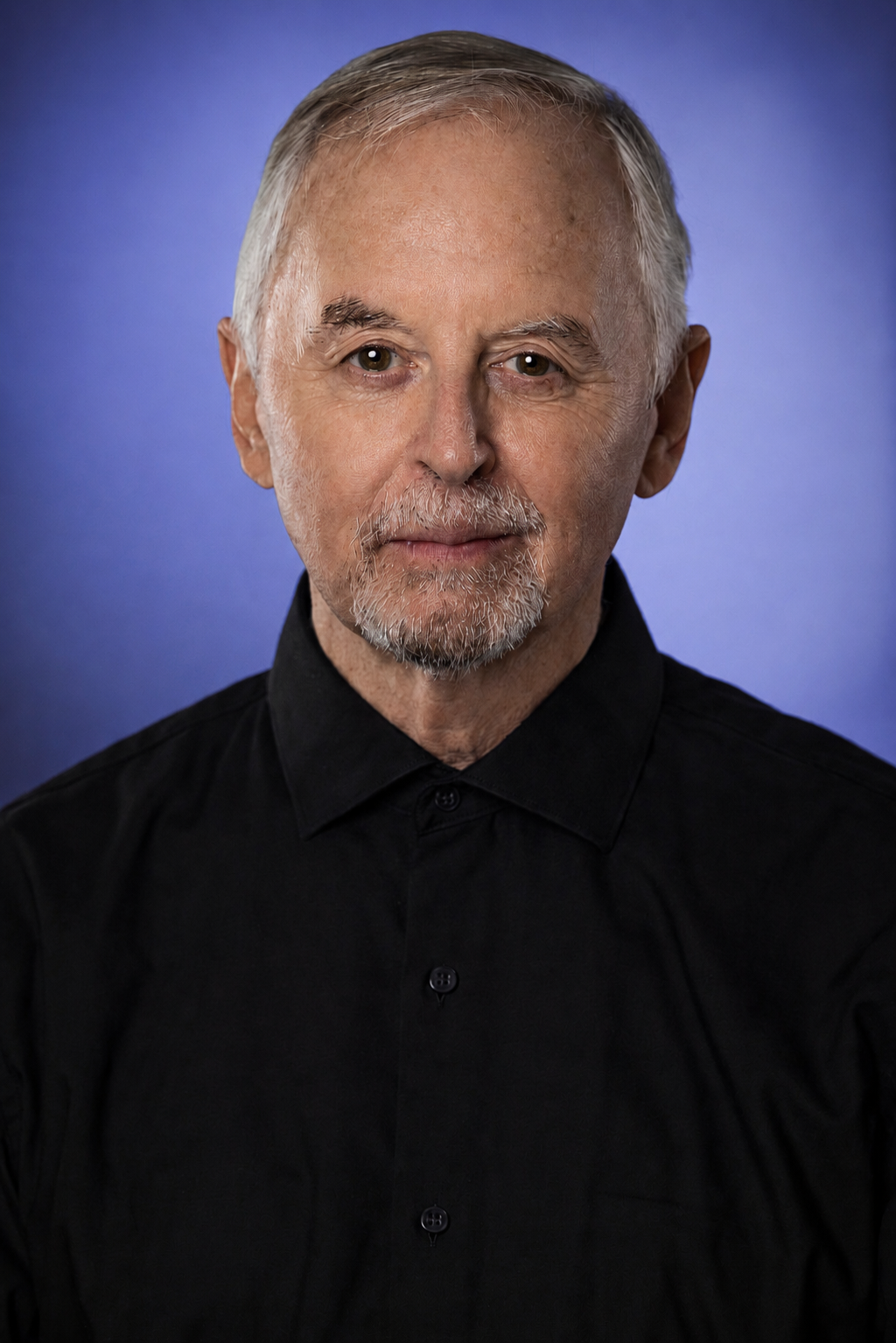 Ed Connolly clean studio headshot